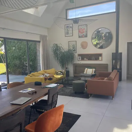 Homestay szállás Avec - Piscine -15 Min Angers *