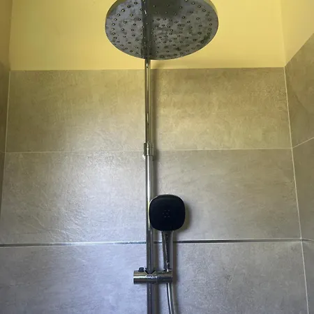 Avec - Piscine -15 Min Angers Homestay szállás *